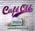 Various Artists: Cafe Ole, 2 CDs