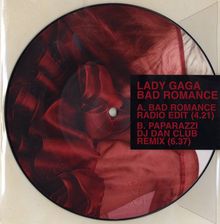 Lady Gaga: Bad Romance (7