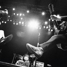 Decemberists: We All Raise Our Voices To The Air - Live 4.11.-8.11., 2 CDs