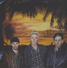 Heaven 17: The Luxury Gap (2 CDs + DVD) (Limited Special Edition), 2 CDs