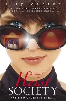 Ally Carter: Heist Society, Buch