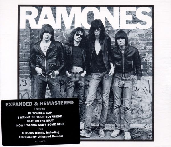 RAMONES - Ramones Expanded & Remastered