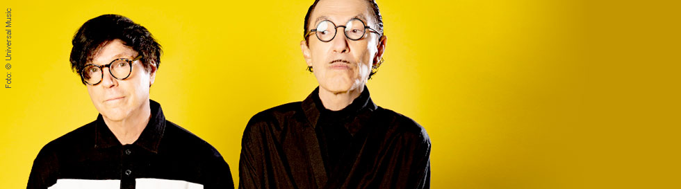 Sparks: The Girl Is Crying In Her Latte
