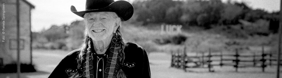Willie Nelson: Oh What A Beautiful World