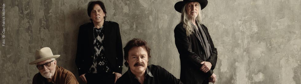 The Doobie Brothers: Walk This Road