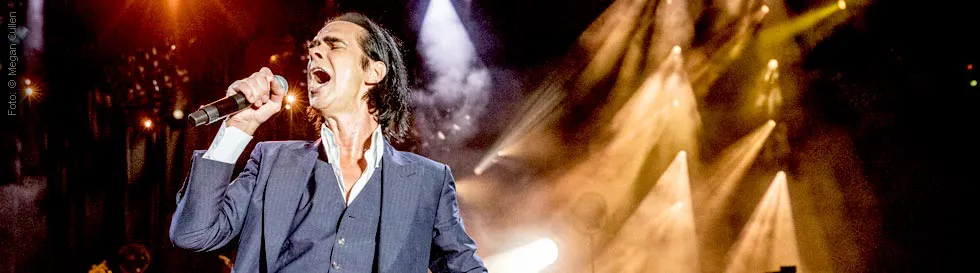 Nick Cave & The Bad Seeds: Live God