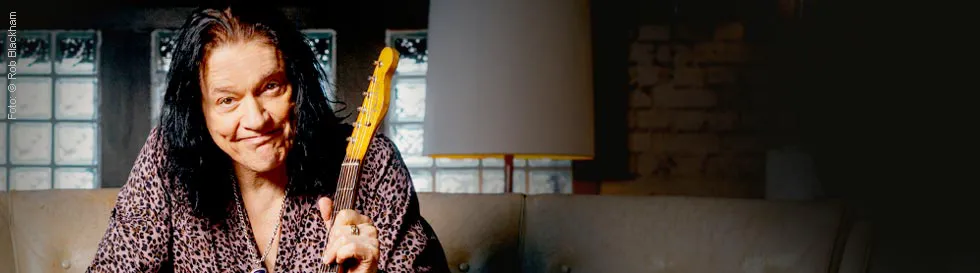 Robben Ford: Two Shades Of Blue