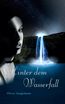 Hinter dem Wasserfall
